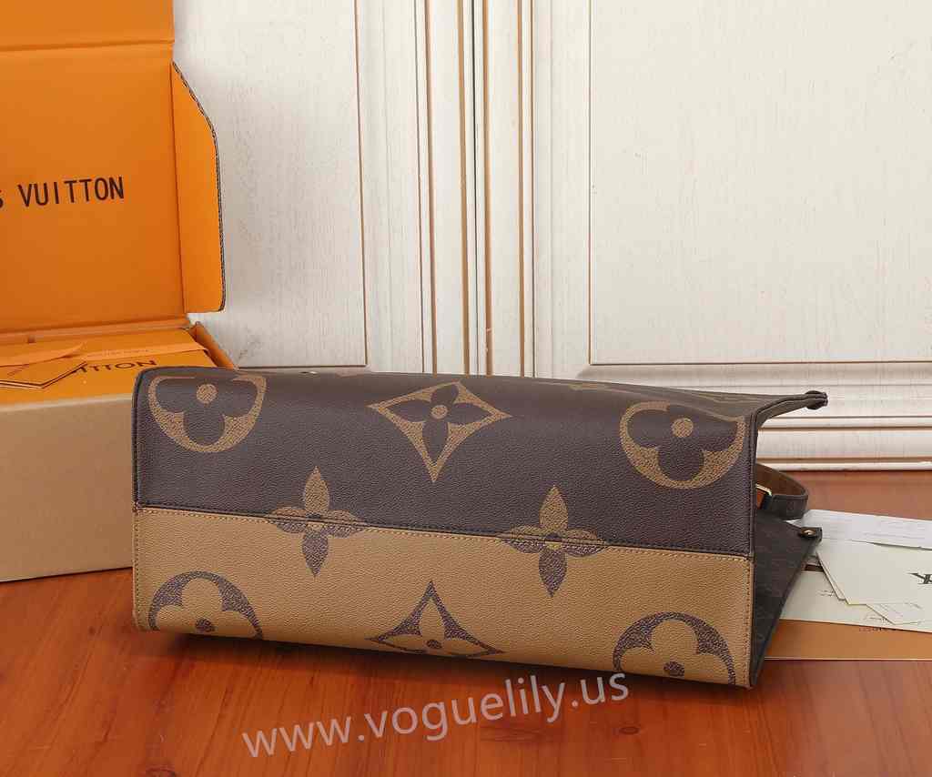 M46823 OnTheGo Voyage 43 M46823 OnTheGo Voyage 43