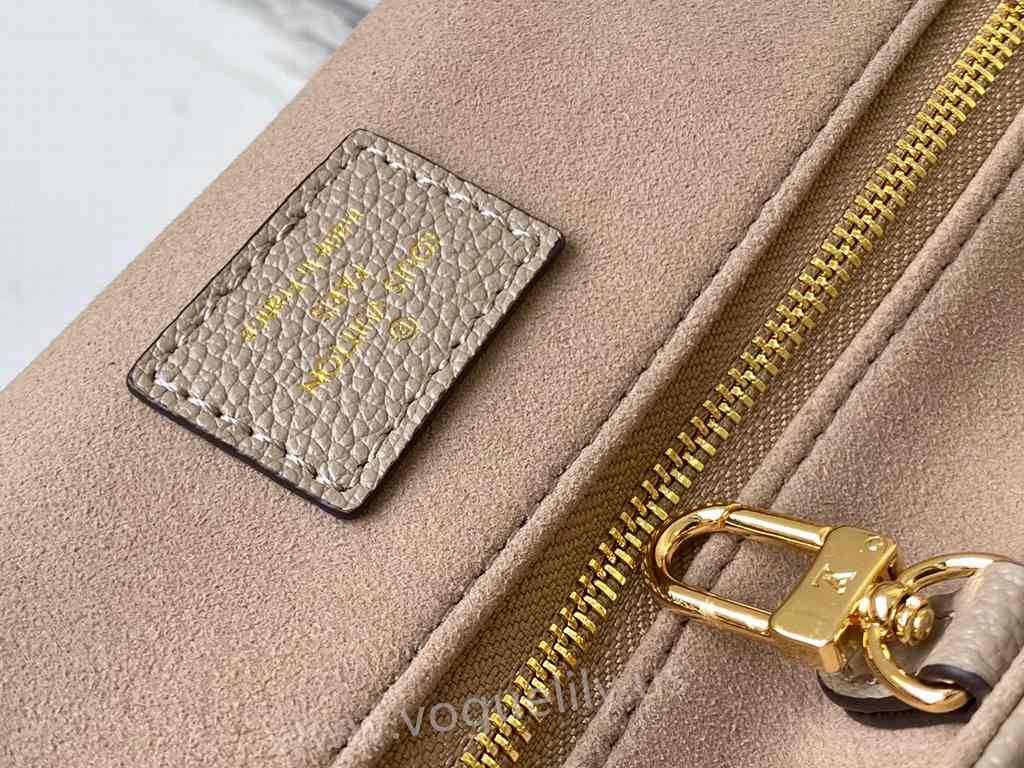 M45779 Onthego Strap 25