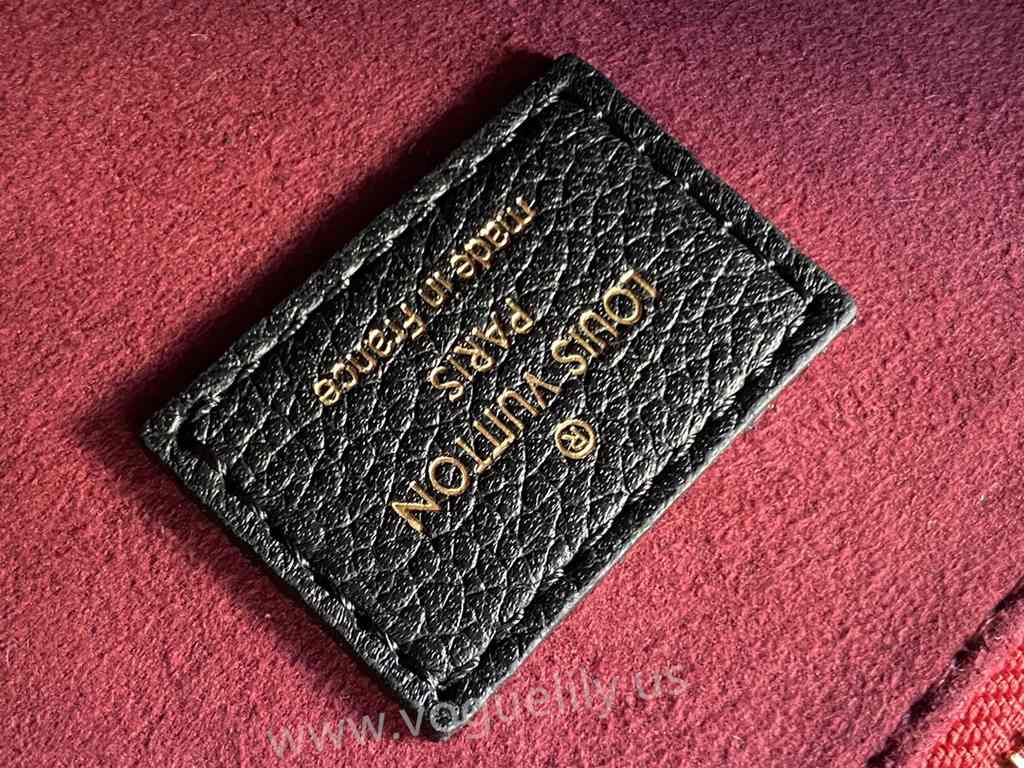 M45659 Onthego Strap 25 M45659 Onthego Strap 25