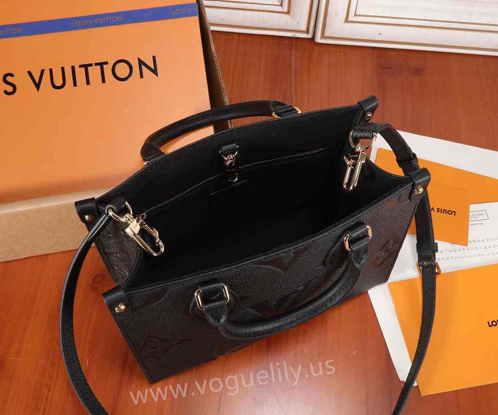 M45653 Onthego Strap 25 M45653 Onthego Strap 25