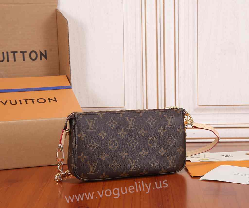 M82766 Pochette Accessoires 23 M82766 Pochette Accessoires 23