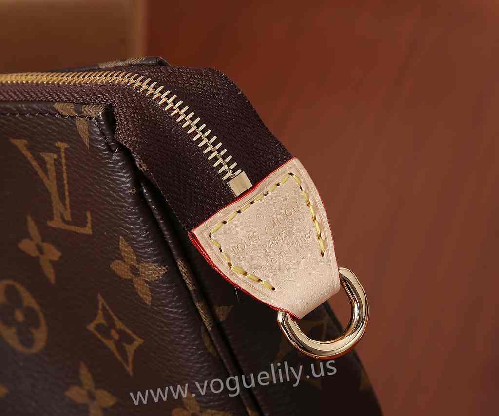 M82766 Pochette Accessoires 23 M82766 Pochette Accessoires 23