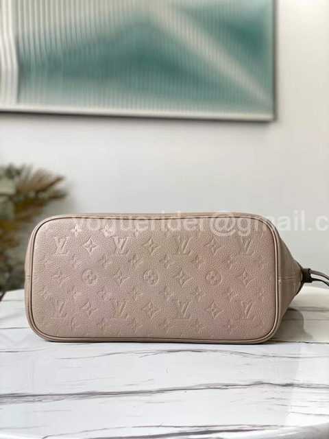 M45685 Neverfull MM M45685 Neverfull MM