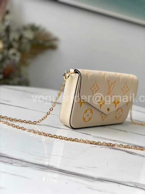 M80498 Pochette Felicie 21 M80498 Pochette Felicie 21