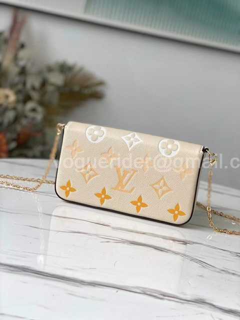 M80498 Pochette Felicie 21 M80498 Pochette Felicie 21