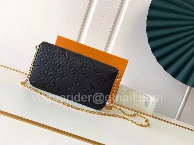 M64065 Pochette Felicie 21 M64065 Pochette Felicie 21