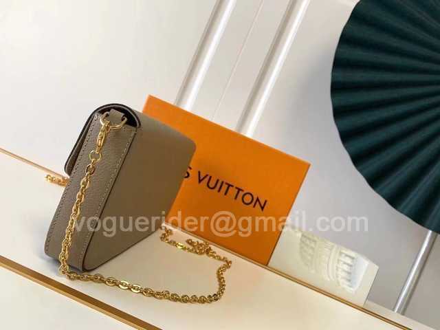 M64065 Pochette Felicie 21 M64065 Pochette Felicie 21
