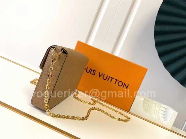 M64065 Pochette Felicie 21 M64065 Pochette Felicie 21