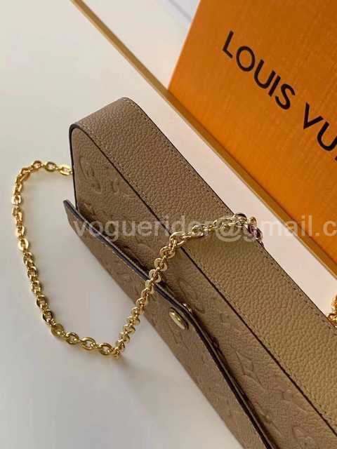 M64065 Pochette Felicie 21 M64065 Pochette Felicie 21
