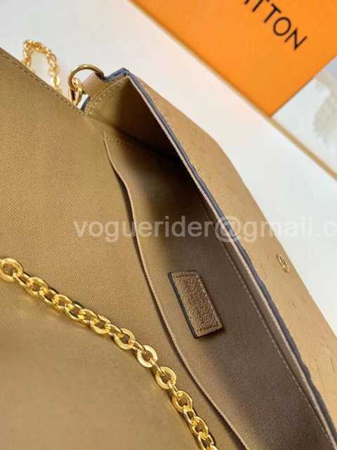 M64065 Pochette Felicie 21 M64065 Pochette Felicie 21