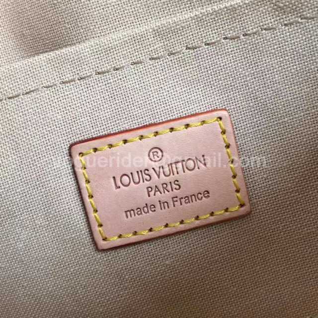 N41275 Pochette Favorite 28 N41275 Pochette Favorite 28