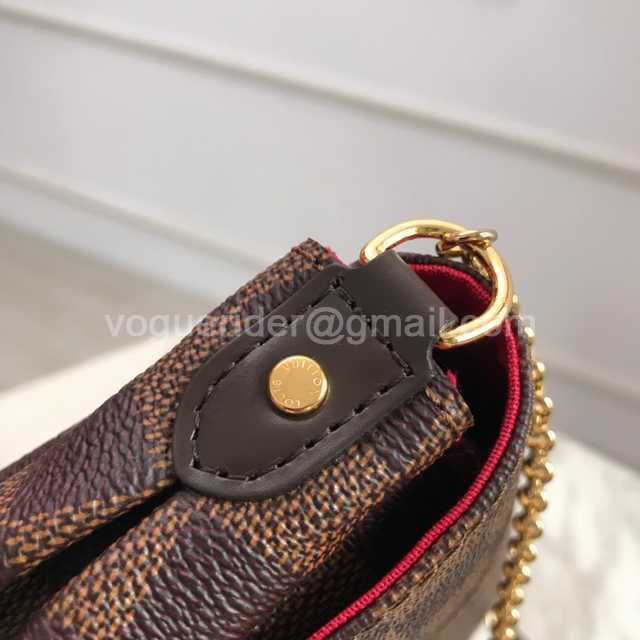 N41129 Pochette Favorite 28 N41129 Pochette Favorite 28