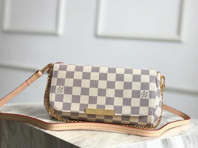 N41277 Pochette Favorite 24