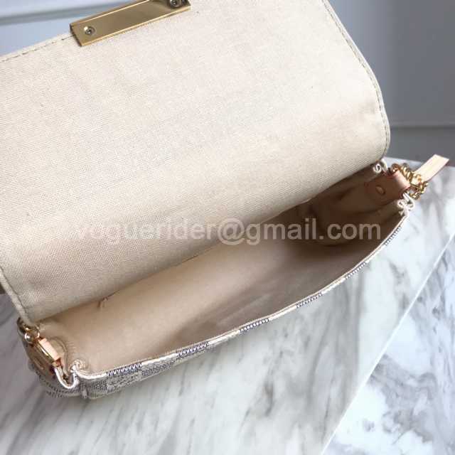 N41277 Pochette Favorite 24 N41277 Pochette Favorite 24