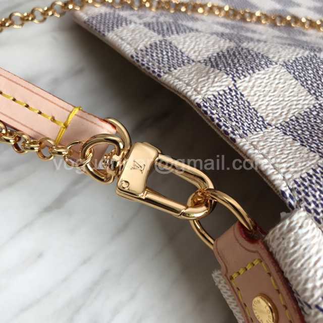 N41277 Pochette Favorite 24 N41277 Pochette Favorite 24