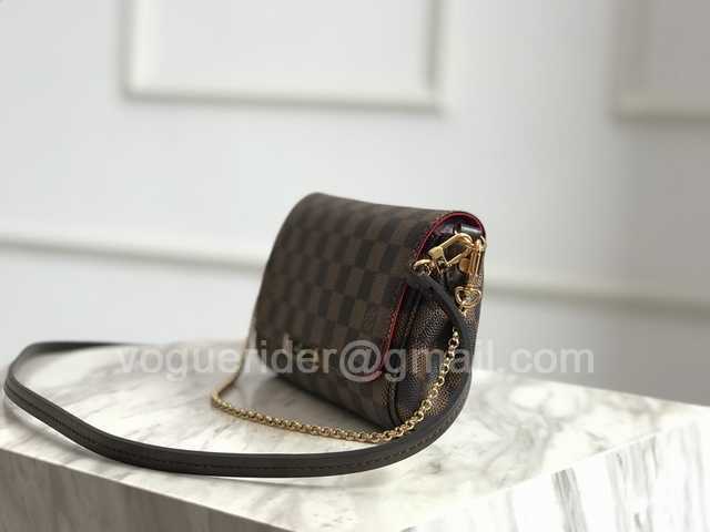 N41276 Pochette Favorite 24 N41276 Pochette Favorite 24