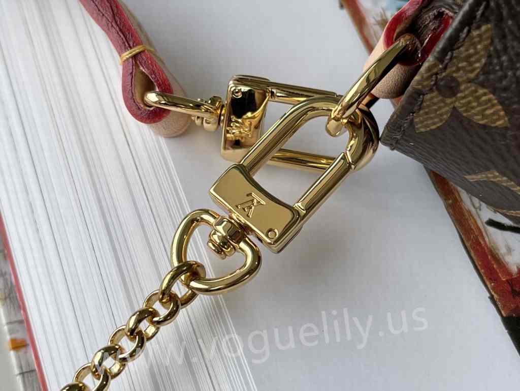 M40717 Pochette Favorite 24 M40717 Pochette Favorite 24