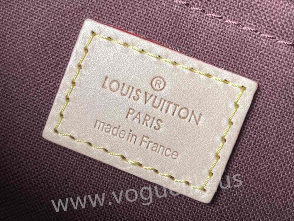 M40717 Pochette Favorite 24 M40717 Pochette Favorite 24