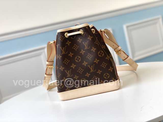 M40817 Noe 24 M40817 Noe 24