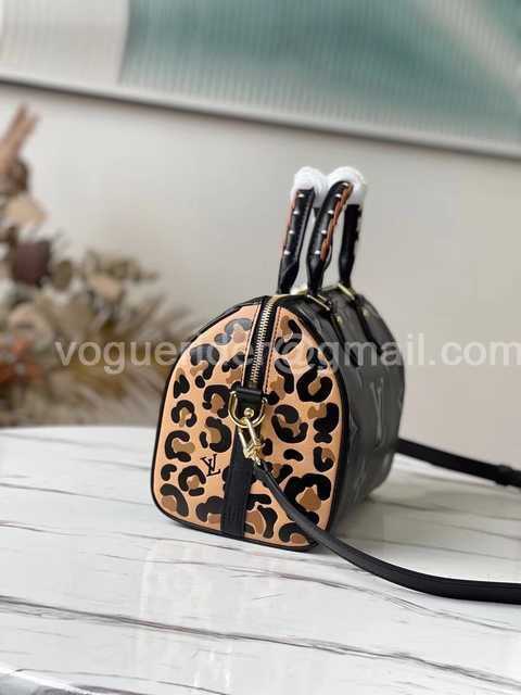 M58524 Speedy 25 Wild at Heart M58524 Speedy 25 Wild at Heart