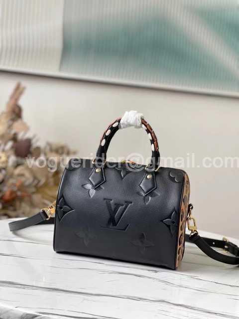 M58524 Speedy 25 Wild at Heart M58524 Speedy 25 Wild at Heart