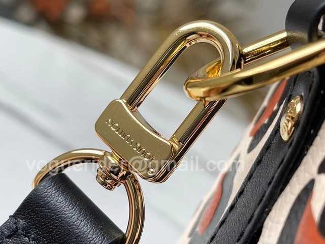 M45840 Speedy 25 Wild at Heart M45840 Speedy 25 Wild at Heart