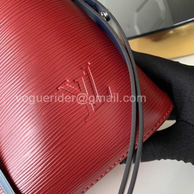 M54369 LockMe Bucket 26 M54369 LockMe Bucket 26