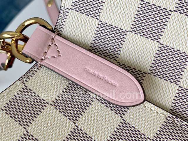 N40152 Neonoe 26 N40152 Neonoe 26