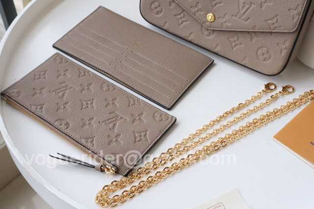 M68697 Pochette Felicie 21 M68697 Pochette Felicie 21