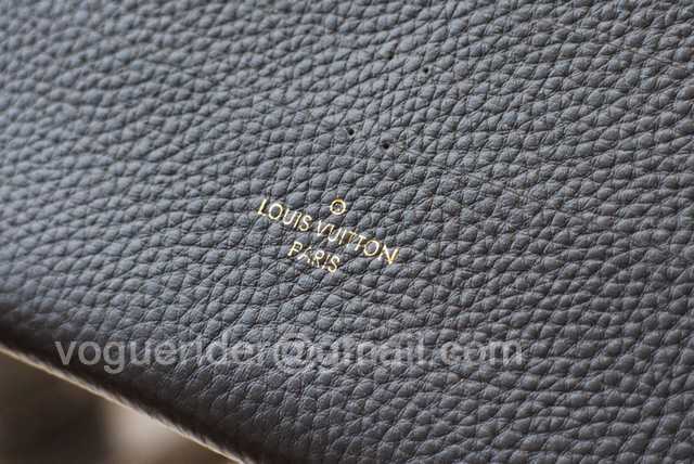 M64065 Pochette Felicie 21 M64065 Pochette Felicie 21