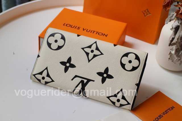 M69514 Crafty Pochette Felicie 21 M69514 Crafty Pochette Felicie 21
