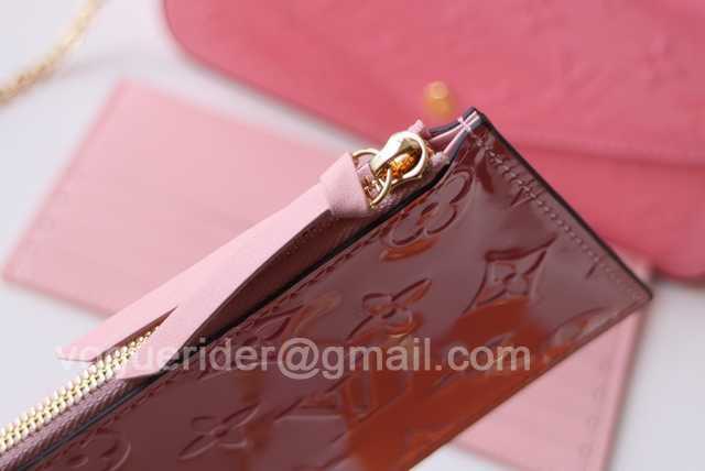 M64358 Pochette Felicie 21 M64358 Pochette Felicie 21