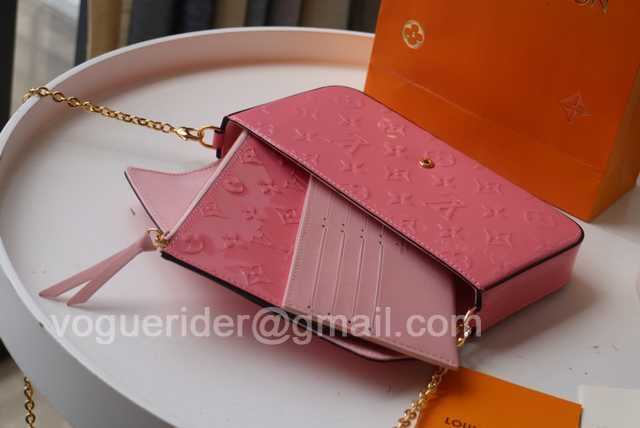 M64358 Pochette Felicie 21 M64358 Pochette Felicie 21