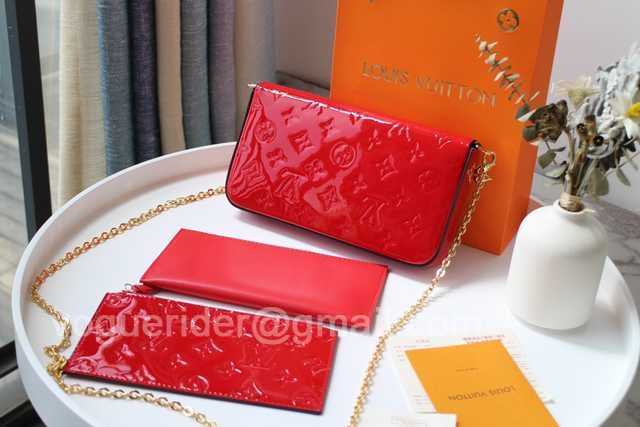 M64358 Pochette Felicie 21 M64358 Pochette Felicie 21