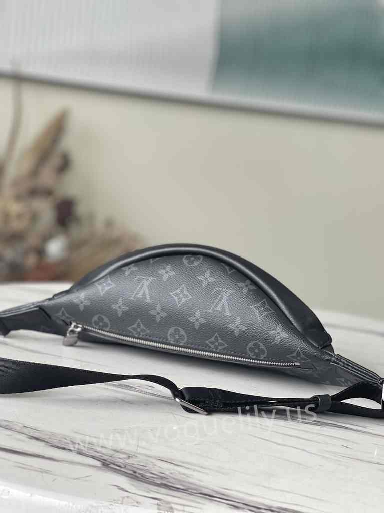M46035 Discovery Bumbag 44 M46035 Discovery Bumbag 44