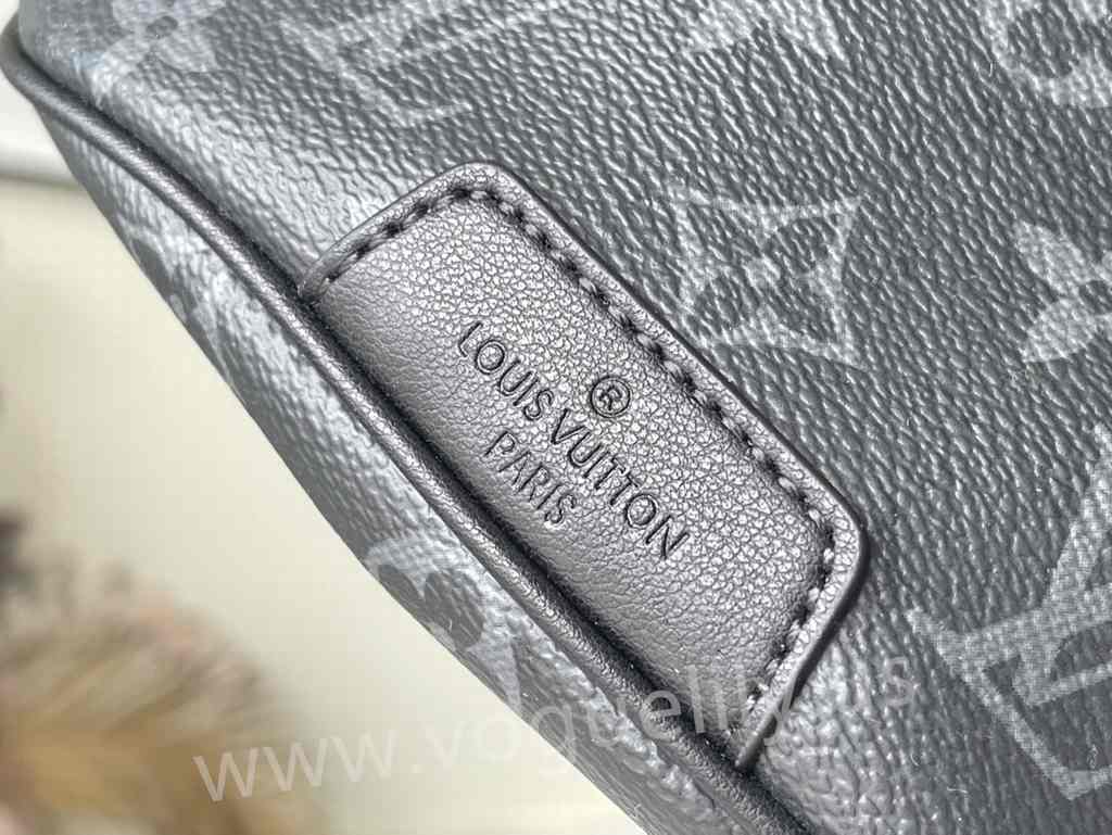 M46035 Discovery Bumbag 44 M46035 Discovery Bumbag 44
