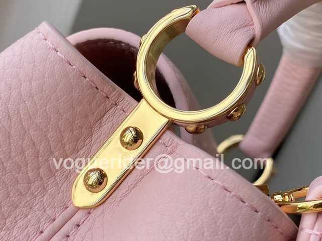 M56983 Capucines BB 21 M56983 Capucines BB 21