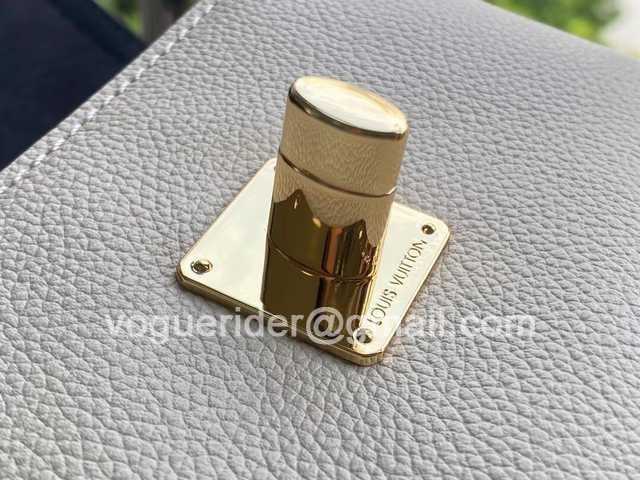 M58557 Lockme Tender 19 M58557 Lockme Tender 19