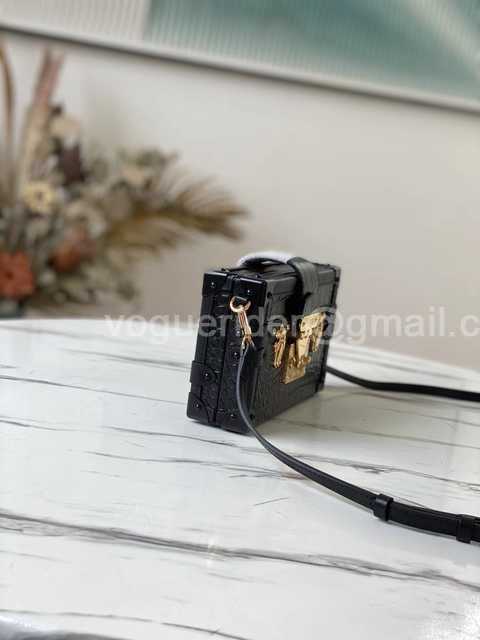 N92049 Petite Malle 20 N92049 Petite Malle 20