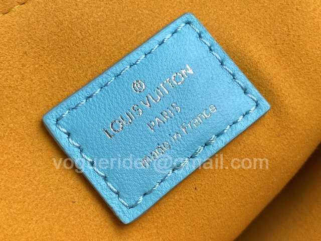 M57791 Coussin PM 26 Vuittamins M57791 Coussin PM 26 Vuittamins