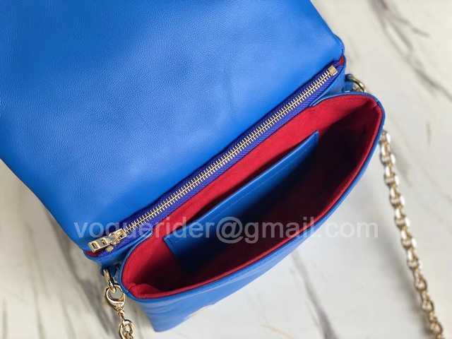 M80743 Pochette Coussin 20 M80743 Pochette Coussin 20
