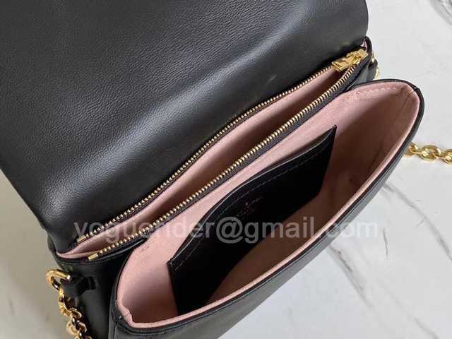 M80742 Pochette Coussin 20 M80742 Pochette Coussin 20