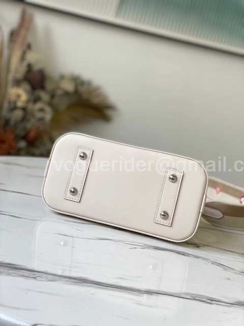 M40302 Alma BB 23 M40302 Alma BB 23