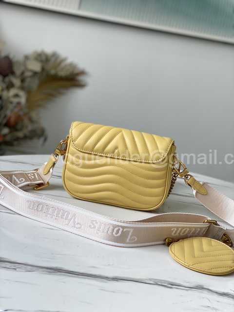 M57942 New Wave Multi Pochette 19 M57942 New Wave Multi Pochette 19
