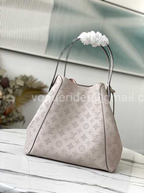M57535 Hina 46 M57535 Hina 46