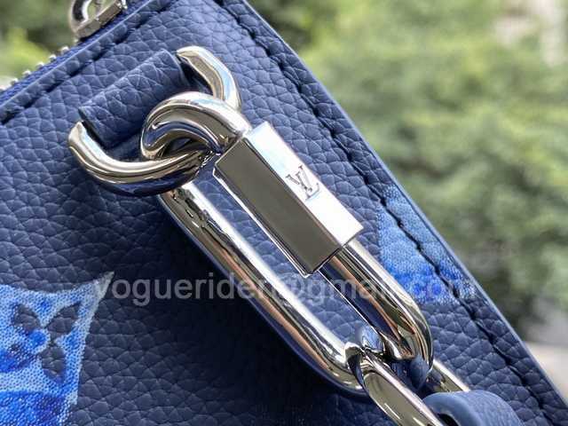 M57843 Sac Plat Zippe 28 M57843 Sac Plat Zippe 28