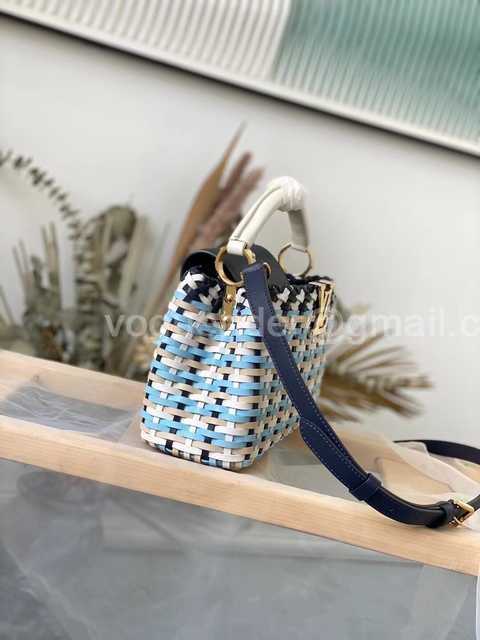 M48865 Capucines BB 27 M48865 Capucines BB 27