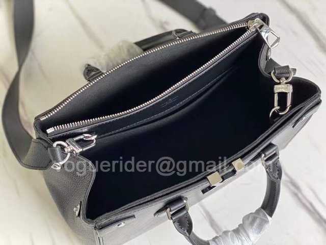 M56780 Grenelle Tote 27 M56780 Grenelle Tote 27