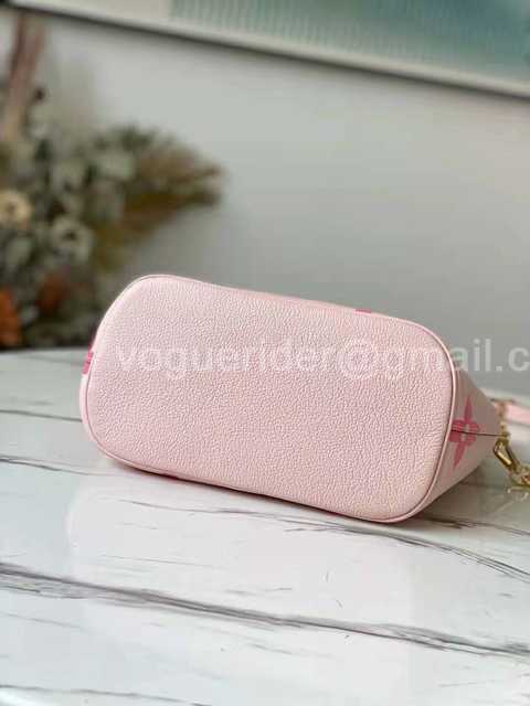 M45697 Marshmallow Hobo 24 M45697 Marshmallow Hobo 24