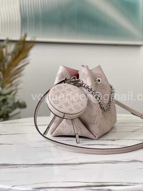 M57201 Bella 22 M57201 Bella 22
